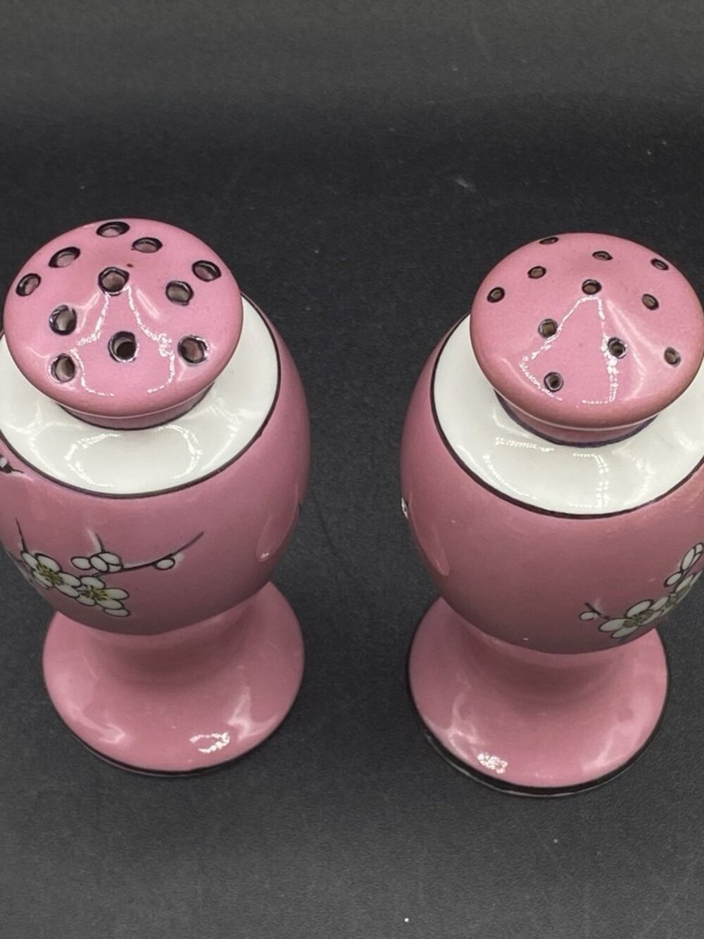 Salt & Pepper Shakers Japan Butterfly Pink Art Nouveau Cherry Blossom Porcelain - Picture 11 of 11